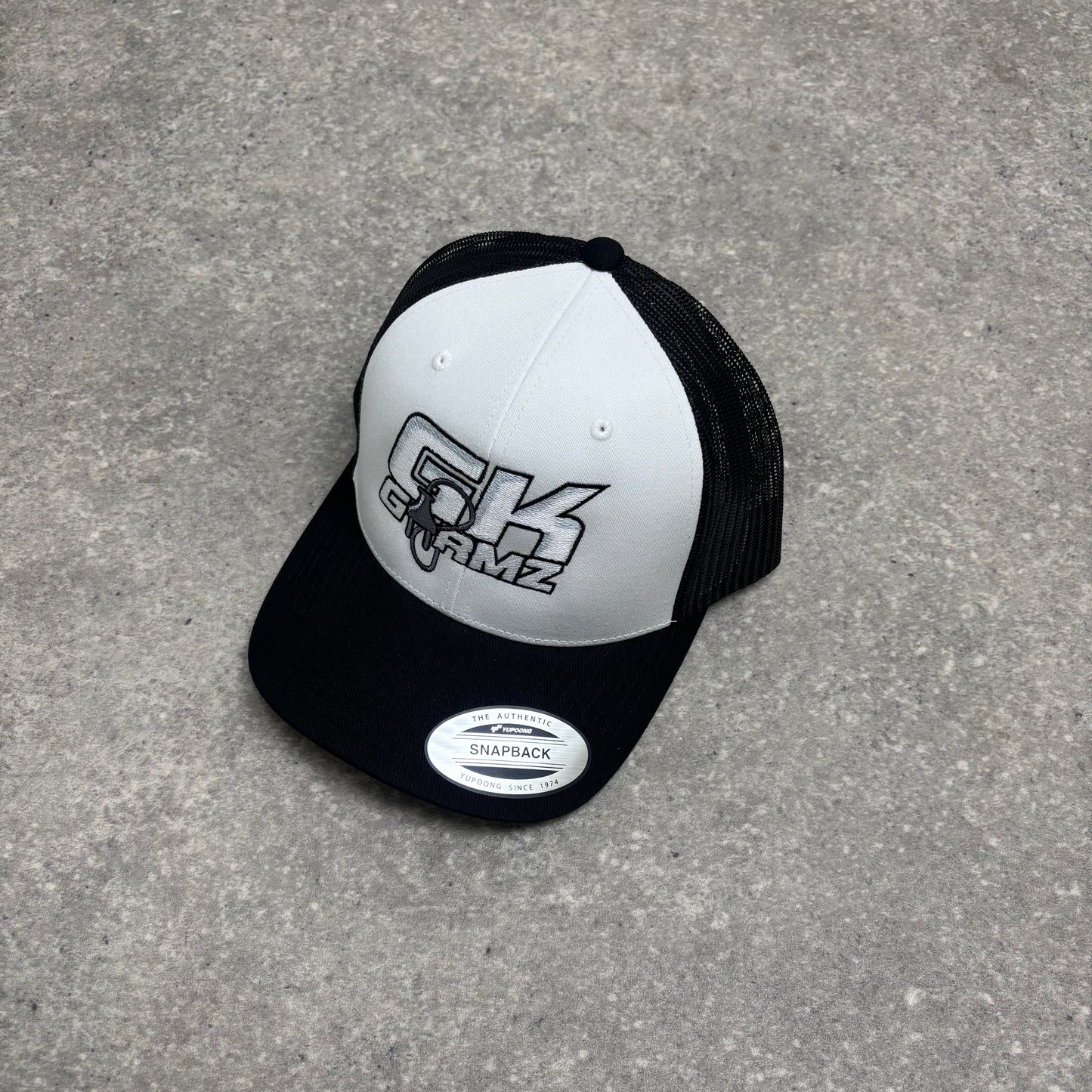 GK GARMZ CAP ‘BLACK/WHITE’