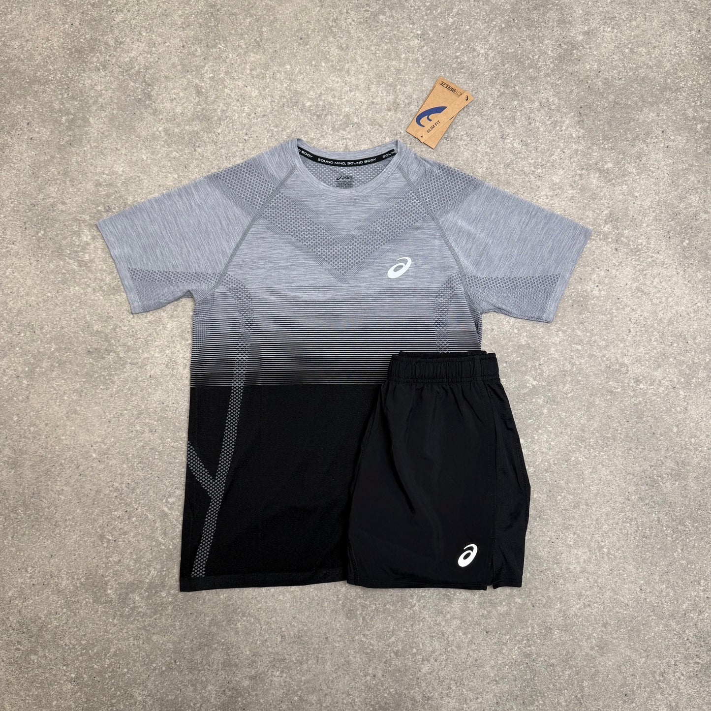 ASICS SEAMLESS SET ‘GREY’ & BLACK RUN SHORTS